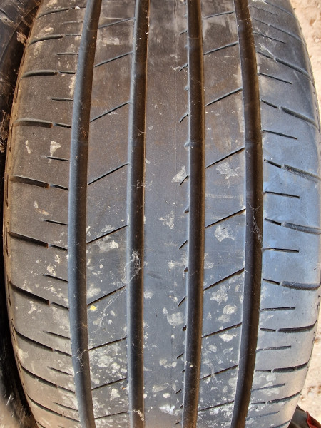 Bridgestone 225/45R19 T005A 6mm használt gumi HG12891