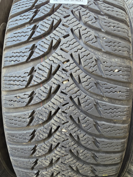 Kumho 205/60R16 WP51 6-7mm használt gumi HG17835