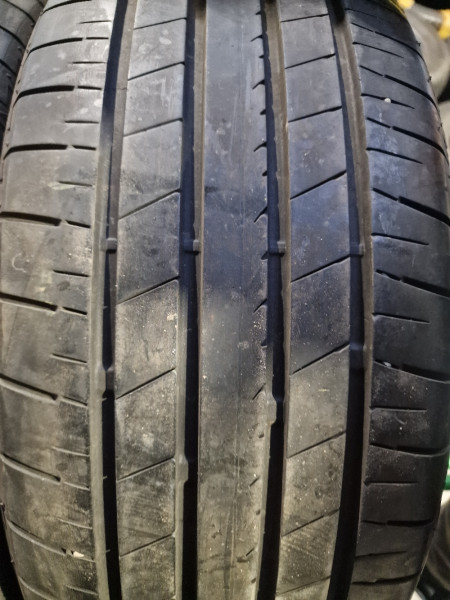 Bridgestone 225/45R19 T005A 5mm használt gumi HG16811
