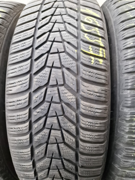Hankook 215/65R17 W330A 5mm használt gumi HG16557
