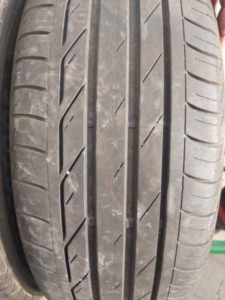 Bridgestone 205/55R17 T001 RFT 5mm használt gumi HG9869