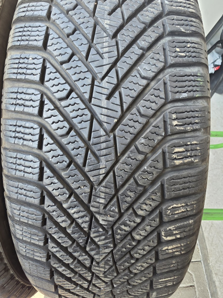 Pirelli 215/55R18 CINTURATO WINTER2 6-6.5mm használt gumi HG18179
