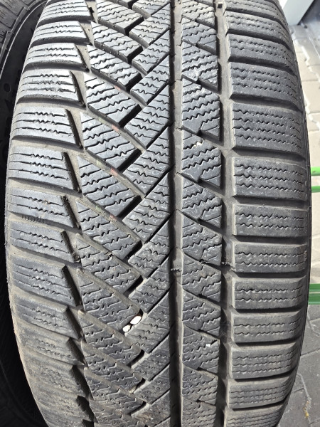 Continental 225/55R17 TS850P 6.5-7mm használt gumi HG17444