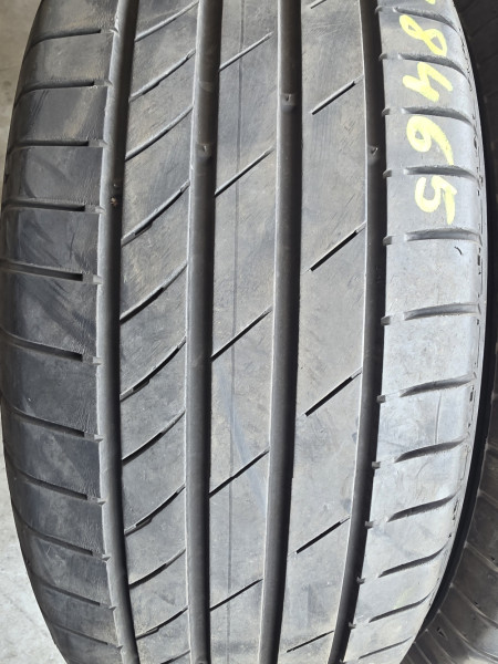 Kumho 205/60R16 PS71 5mm használt gumi HG18465