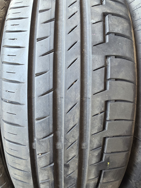Continental 205/60R16 PREMIUMCONTACT6 6-7mm használt gumi HG18148