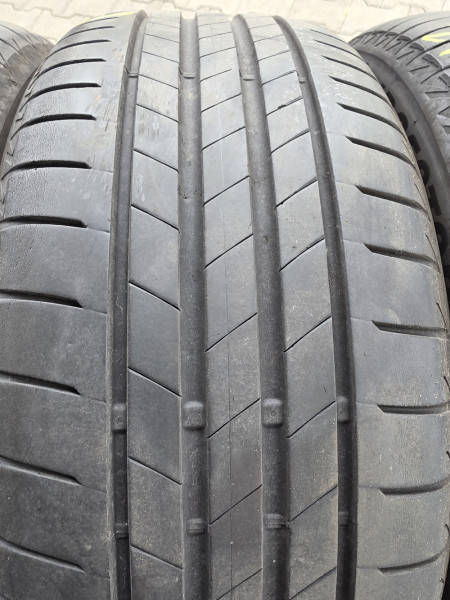 Bridgestone 225/50R18 T005 5mm használt gumi HG17317