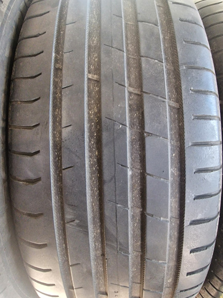 Nokian 225/50R18 POWERPROOF 5-6mm használt gumi HG13997