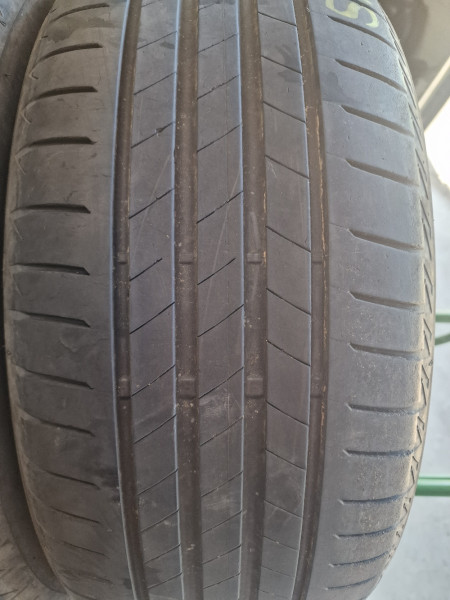 Bridgestone 225/50R18 T005 5mm használt gumi HG15540