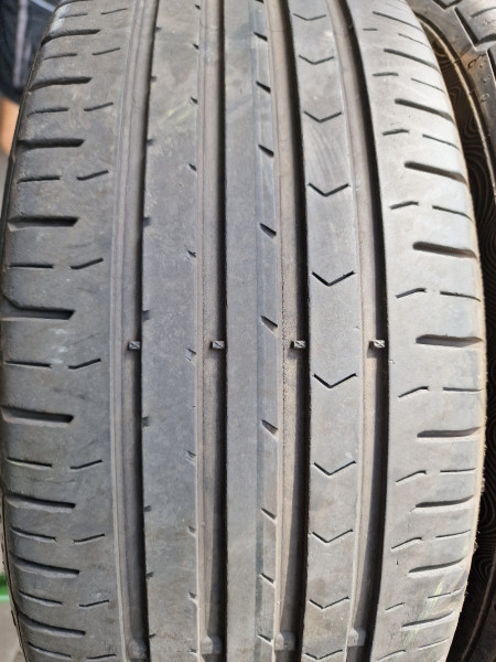 Continental 205/60R16 PREMIUMCONTACT5 5mm használt gumi HG15329