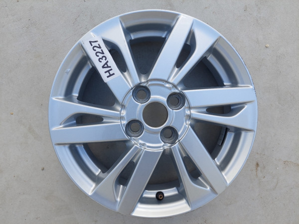 Gyári 4x100 4.5x15 ET35 54.1 HA3227 TOYOTA AYGO használt