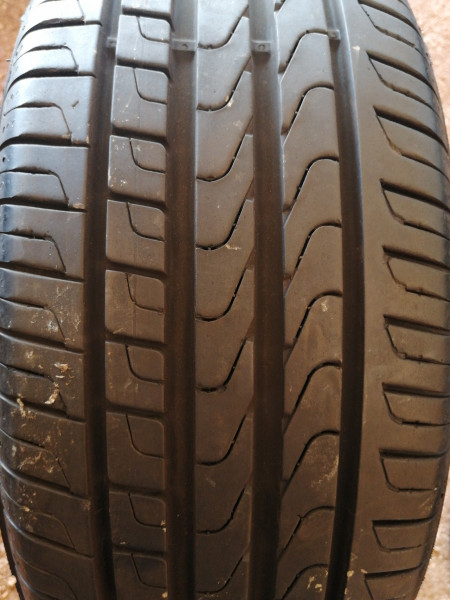 Pirelli 205/40R18 P7 CINTURATO 7mm használt gumi HG8571