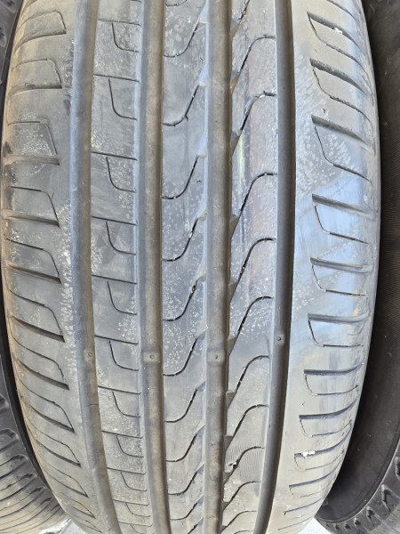 Pirelli 205/60R16 CINTURATO P7 5mm használt gumi HG18383