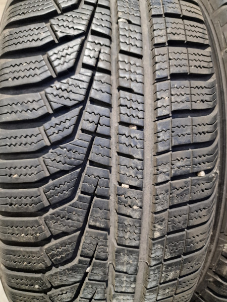 Hankook 205/60R16 W320 6mm használt gumi HG16979