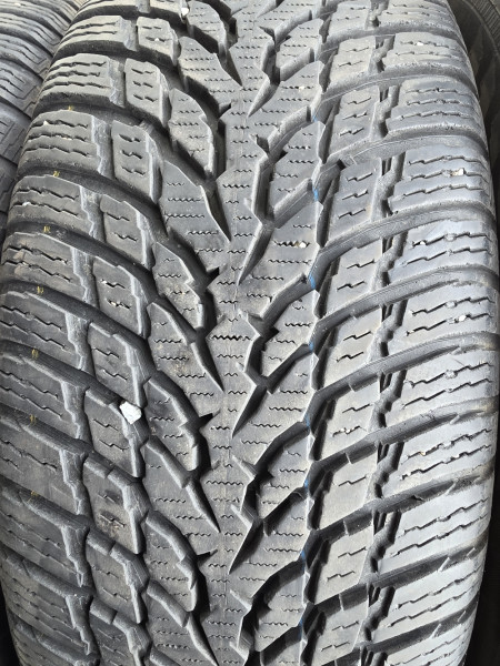 Nokian 205/60R16 SNOWPROOF RSC 6-6.5mm használt gumi HG17321