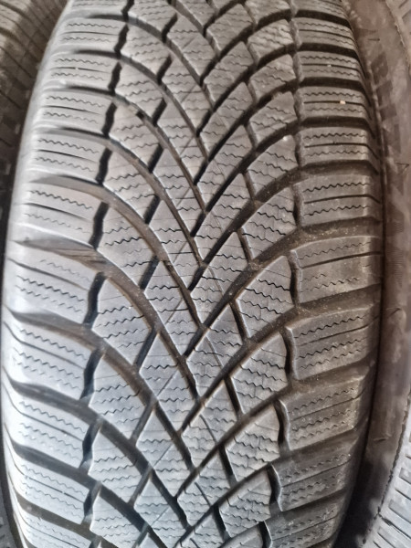 Bridgestone 215/65R17 LM005 6-7mm használt gumi HG14556
