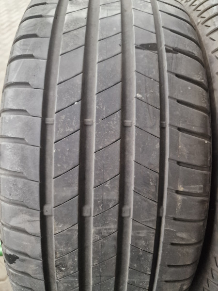 Bridgestone 205/55R17 T005 5-5.5mm használt gumi HG16534