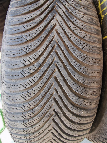 Michelin 225/55R17 ALPIN A5 5mm használt gumi HG14348