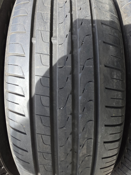 Pirelli 205/60R16 P7 CINTURATO 5mm használt gumi HG17621