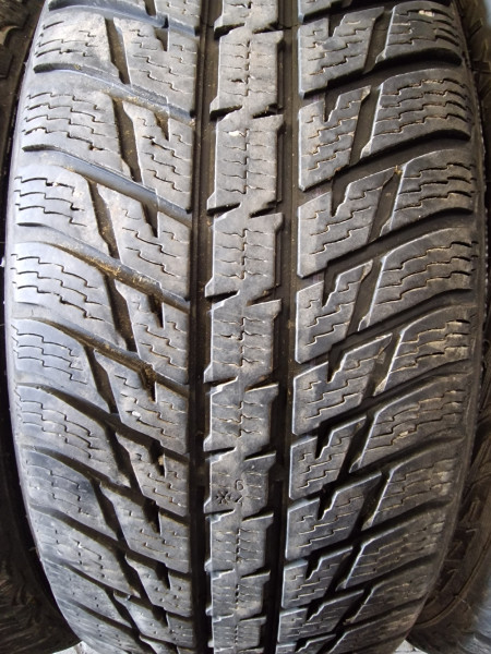 Nokian 215/55R18 WR SUV3 6mm használt gumi HG13028