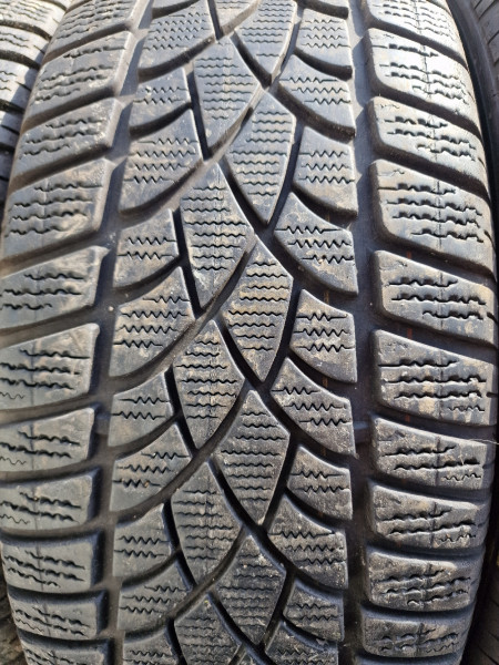 Dunlop 235/50R19 WINTER 3D 5.5-6mm használt gumi HG14597
