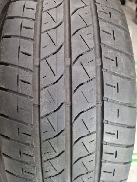 Bridgestone 215/65R16C R660 ECO 5mm használt gumi HG15217