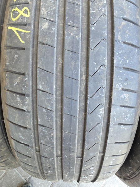 Hankook 215/55R17 K135 SEAL 5mm használt gumi HG18252