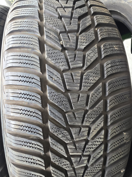 Hankook 235/55R19 W330A 7-8mm használt gumi HG18393