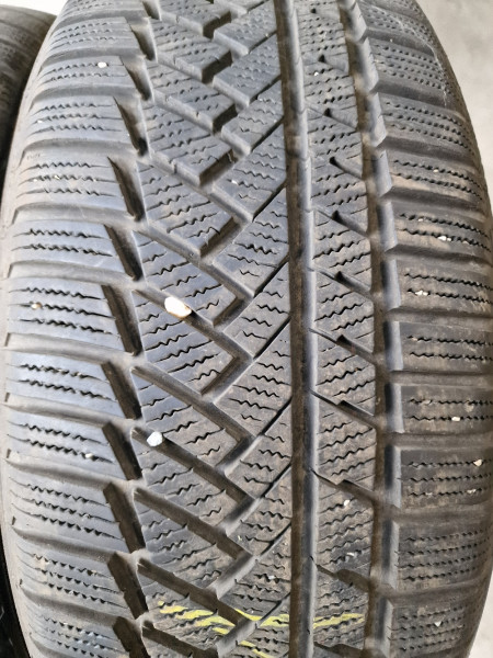 Continental 235/50R19 TS850P 6-6.5mm használt gumi HG15437