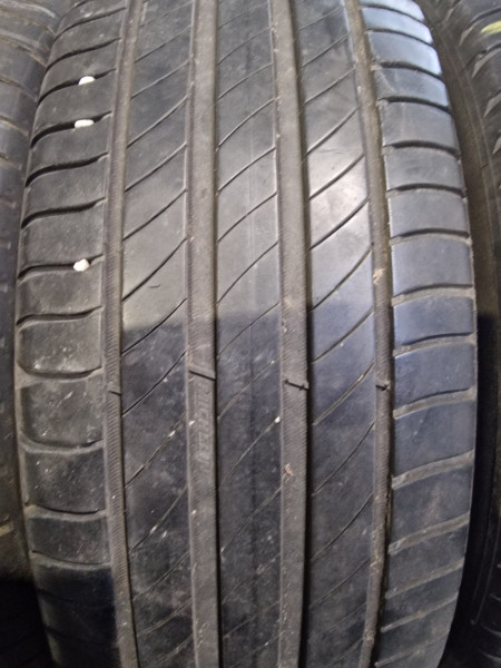 Michelin 205/60R16 PRIMACY4 5mm használt gumi HG14416