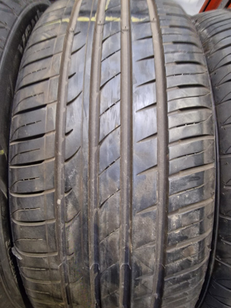 Hankook 215/55R17 K115 SEAL 6-7mm használt gumi HG14101