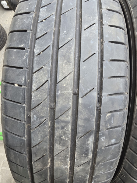 Kumho 205/60R16 PS71 5mm használt gumi HG18218