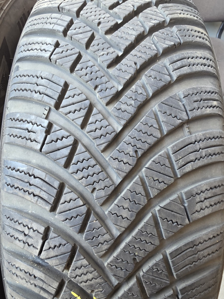 Hankook 205/60R16 W462 6-7mm használt gumi HG18142
