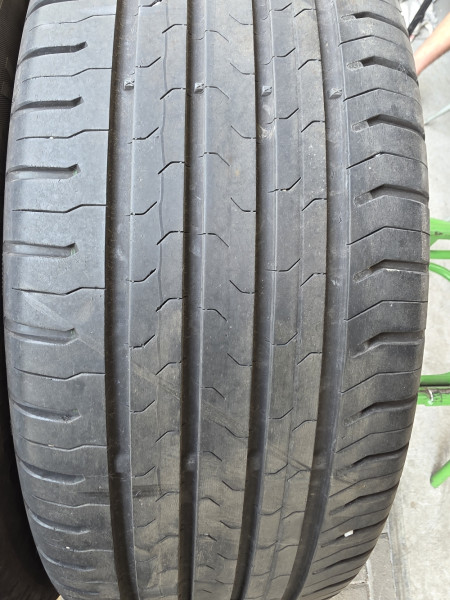 Continental 215/55R17 ECOCONTACT5 5.5mm használt gumi HG18004
