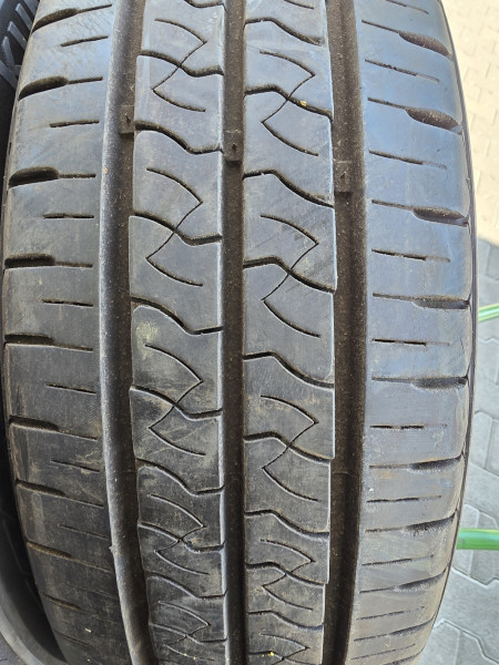 Kumho 195/60R16C KC53 8mm használt gumi HG17833