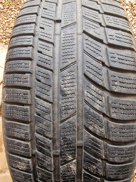 Toyo 225/55R17 S954 5mm használt gumi HG10711