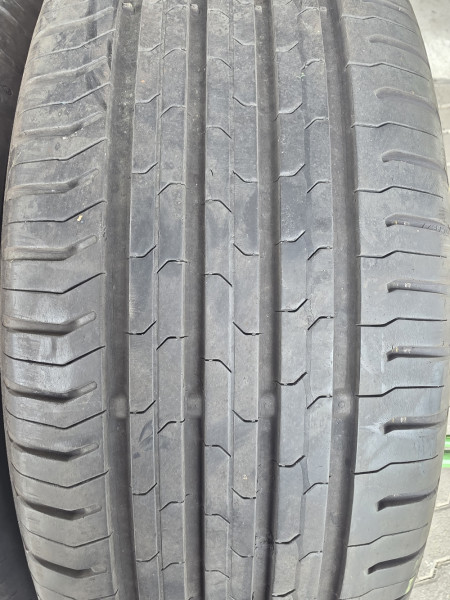 Continental 205/60R16 ECOCONTCAT5 4.5-5mm használt gumi HG18454