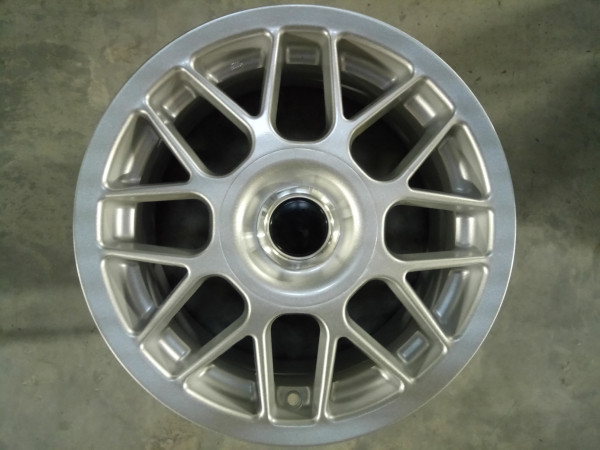 Gyári 5x114.3 7x15 ET25 67.1 HYUNDAI H200