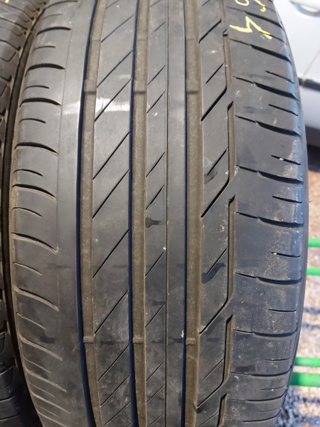 Bridgestone 225/45R19 T001 5-5.5mm használt gumi HG9364
