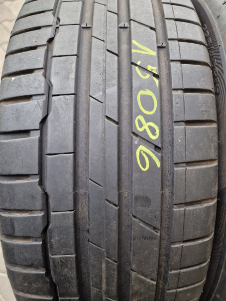 Hankook 225/45R19 K127 5.5-6mm használt gumi HG15086