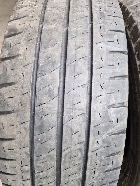 Michelin 215/65R16C AGILIS 5-5.5mm használt gumi HG15322